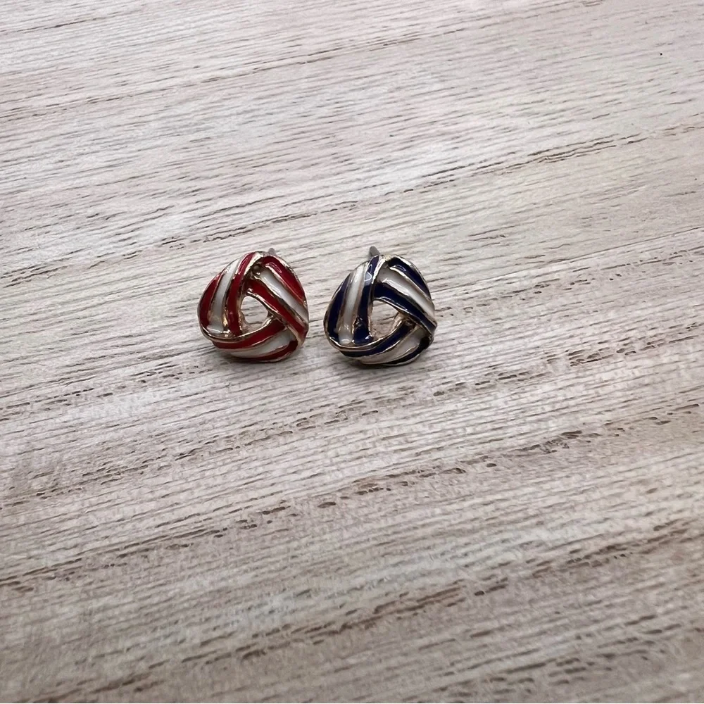 🍭6/$30 Nautical enamel red white and blue geometric post earrings